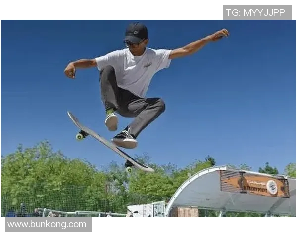 广州滑板队在极限运动世界杯中的速度表现分析与点评