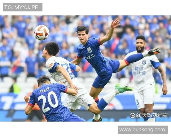 鲁能与申花激战正酣最终结果揭晓球迷热议精彩瞬间回顾