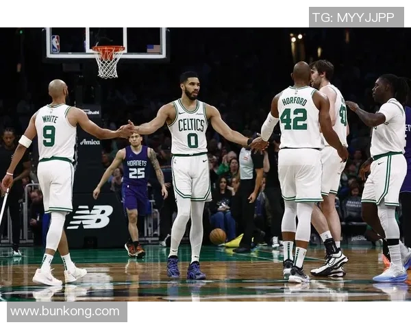 凯尔特人与公牛的经典对决罗斯的传奇时刻再现篮球场上