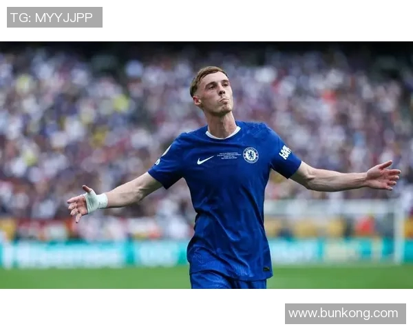 切尔西与巴黎圣日耳曼比赛裁判分析及争议判罚回顾