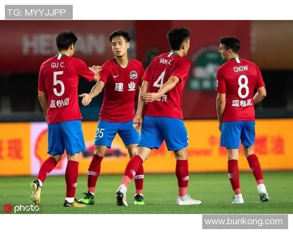 卓尔与建业首发阵容分析揭示双方战术布局与关键球员表现