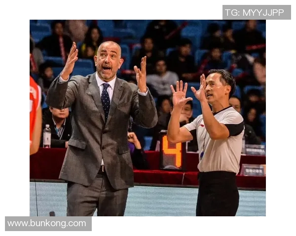 博卡青年与克鲁赛罗激战正酣谁能在这场对决中笑到最后